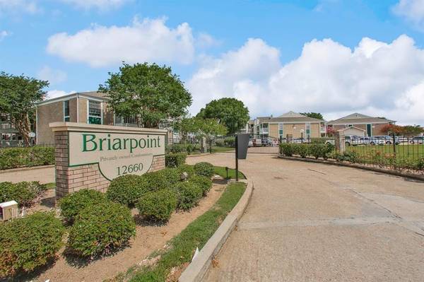 12660 Ashford Point Drive DR #209, Houston, TX 77082