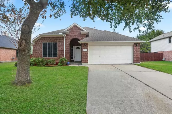 5343 Cinnamon Lake DR, Baytown, TX 77521