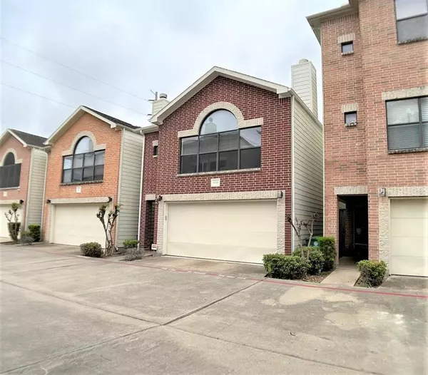 Houston, TX 77063,8688 Meadowcroft DR