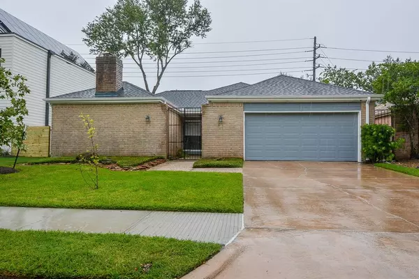 14011 Swiss Hill DR, Houston, TX 77077