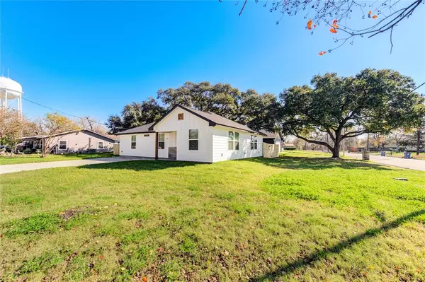 Navasota, TX 77868,1404 Oakwood ST