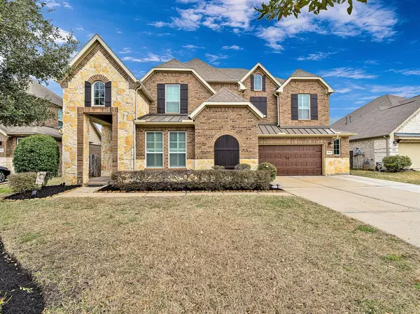 5930 Green Meadows LN, Katy, TX 77493