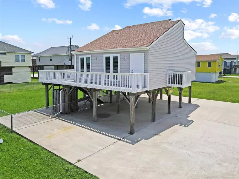 4111 NAVARRO, Galveston, TX 77554