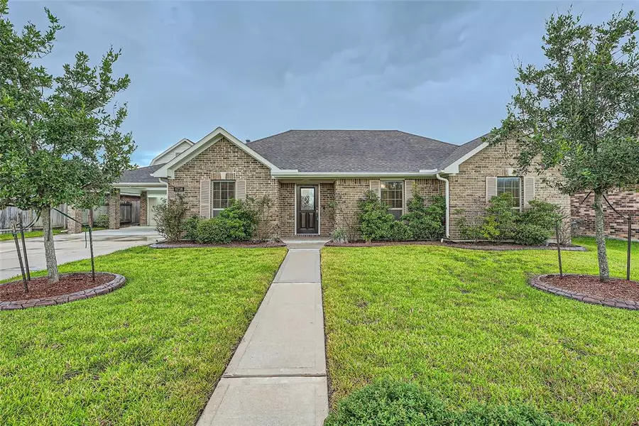 6738 Conroe CIR, Manvel, TX 77578