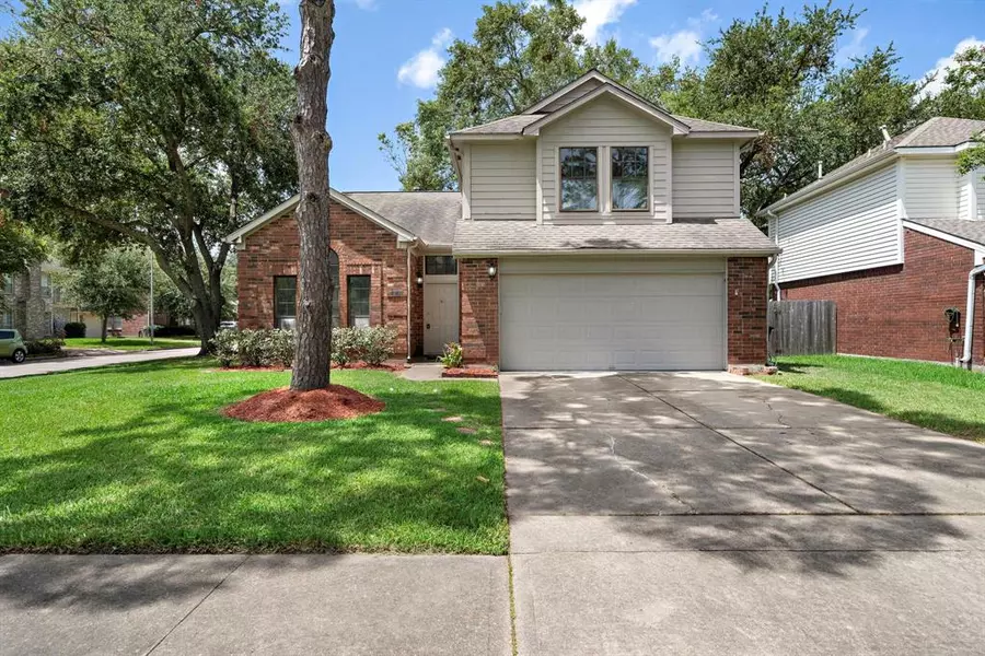 1323 Chestnut Springs LN, Houston, TX 77062