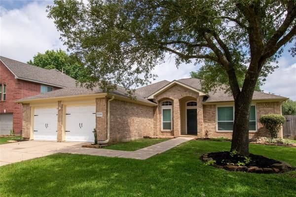 12002 Viola CT, Pinehurst, TX 77362