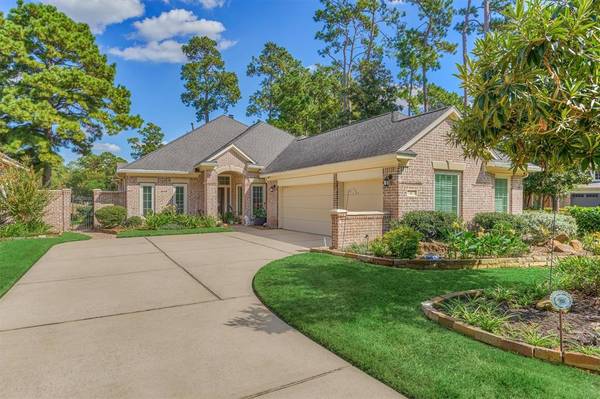 6 Palmer BND, The Woodlands, TX 77381