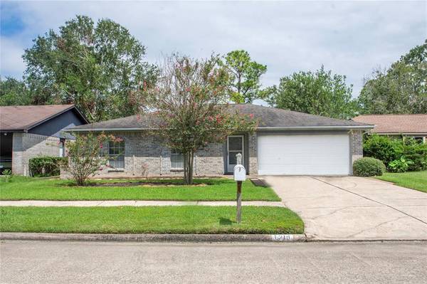 6218 Silver Leaf DR, League City, TX 77573