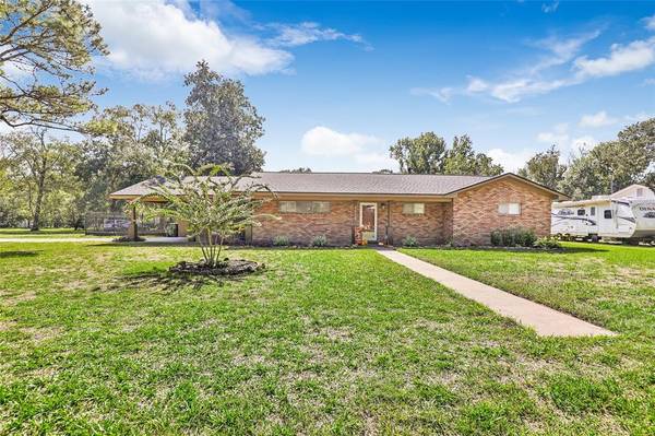 4014 Hillcrest ST, Liberty, TX 77575