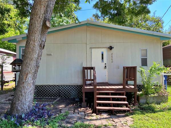 8660 Sassafras ST, Willis, TX 77318