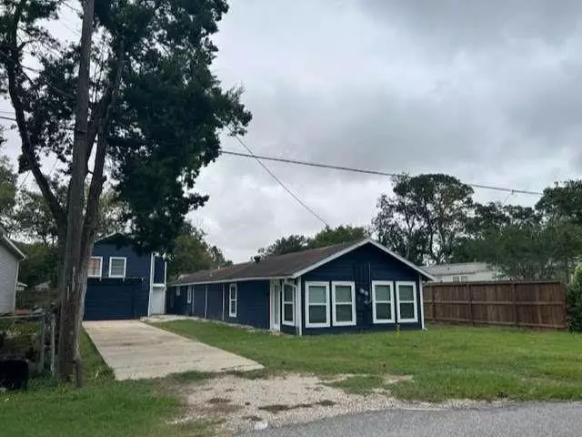 Bacliff, TX 77518,4711 3rd ST