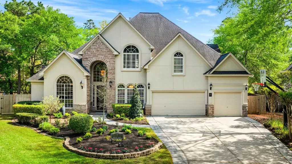 7 Argonne PL, The Woodlands, TX 77382