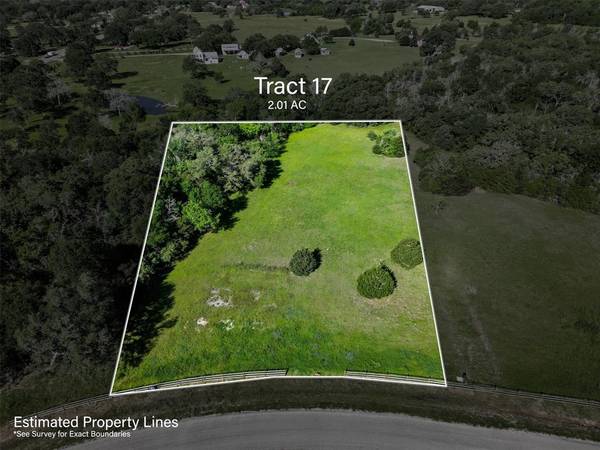 115 Woodland Meadows LN, La Grange, TX 78945