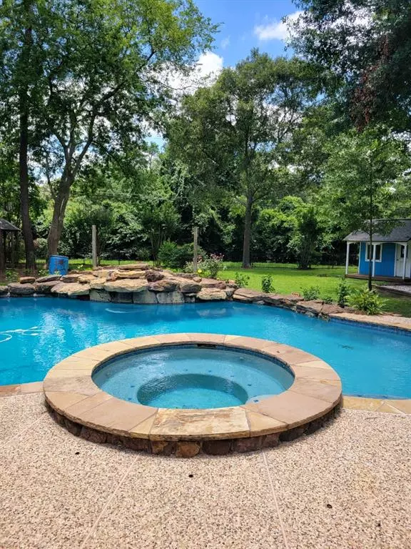 23407 Powder Mill DR, Tomball, TX 77377