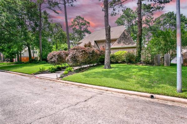 1410 Chestnut Grove LN, Houston, TX 77345