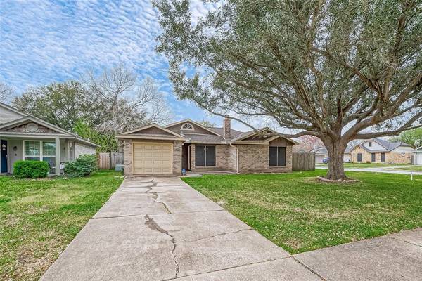 La Porte, TX 77571,8702 Lazy Brook LN