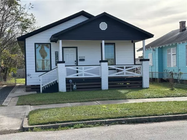 4009 Avenue L, Galveston, TX 77550