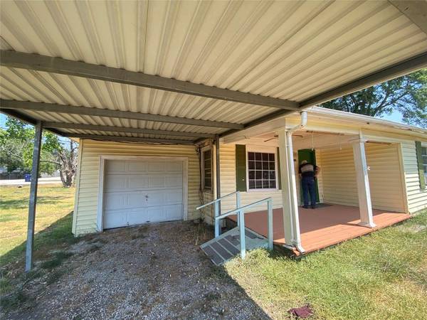 5310 2nd ST, Crosby, TX 77532