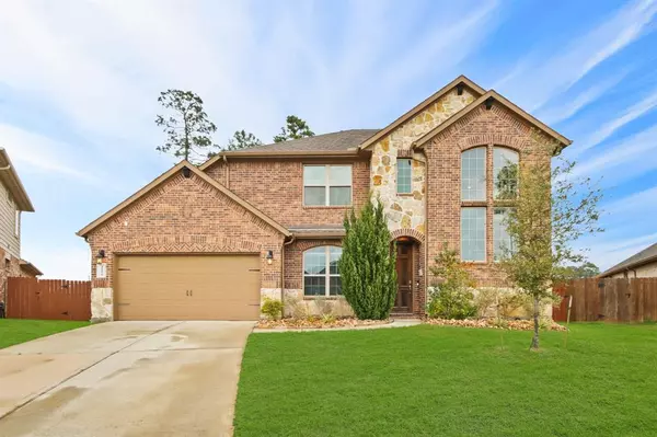 10196 Goose Creek LN, Conroe, TX 77384