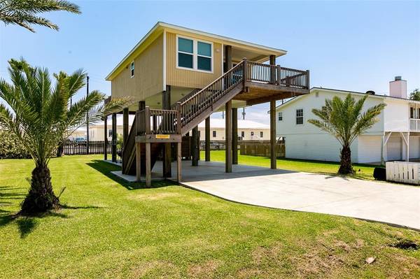 16717 Edward Teach,  Jamaica Beach,  TX 77554