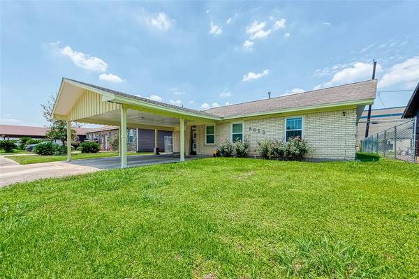 8655 Candy ST,  Houston,  TX 77029