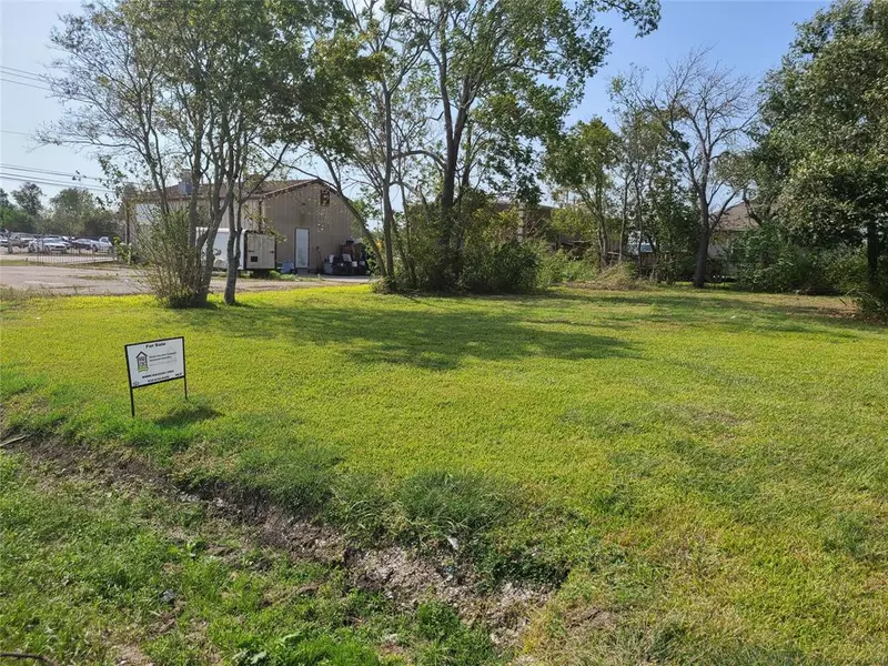 339 Hemphill, Texas City, TX 77591