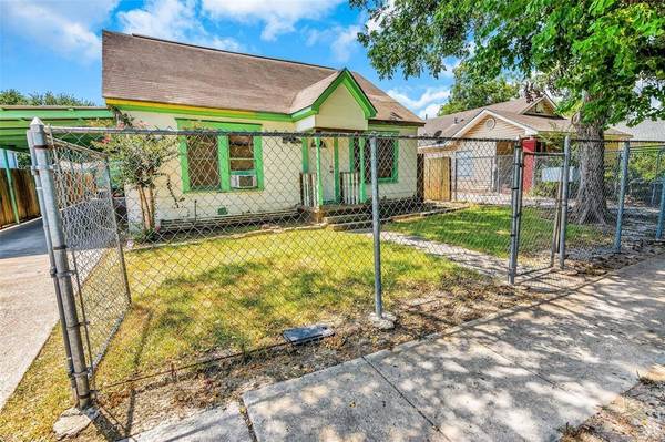 7424 Rusk ST,  Houston,  TX 77011