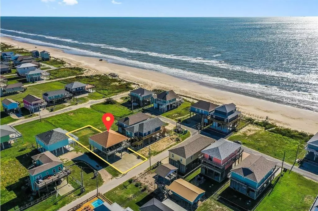 Crystal Beach, TX 77650,842 Sea Spray DR