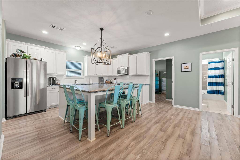 Crystal Beach, TX 77650,842 Sea Spray DR