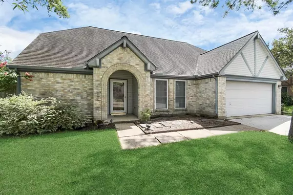 15810 Saint Lawrence CV,  Friendswood,  TX 77546