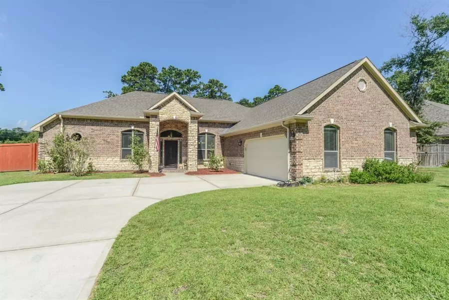 319 Weisinger DR, Magnolia, TX 77354