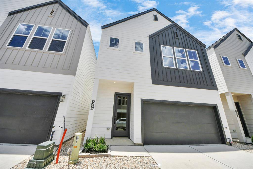 6511 Old Olive Tree DR, Houston, TX 77091
