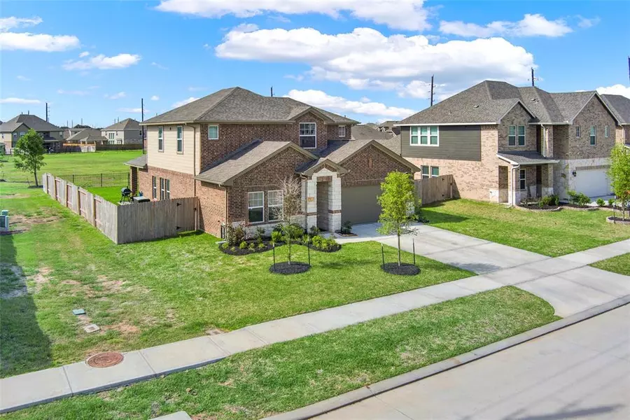 6011 Wayne WAY, Rosenberg, TX 77471