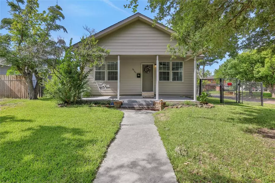 3127 Iowa ST, Baytown, TX 77520