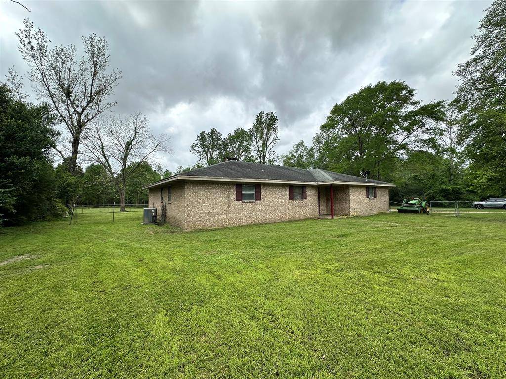 474 Farm to Market 1013, Hillister, TX 77624