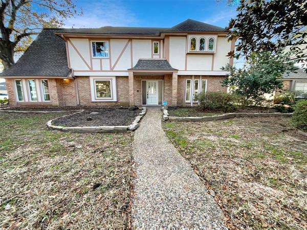 5303 Green Springs DR,  Houston,  TX 77066