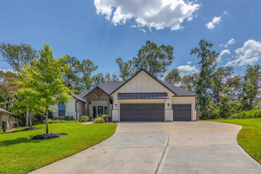 327 Hidden Bend CT, Magnolia, TX 77354