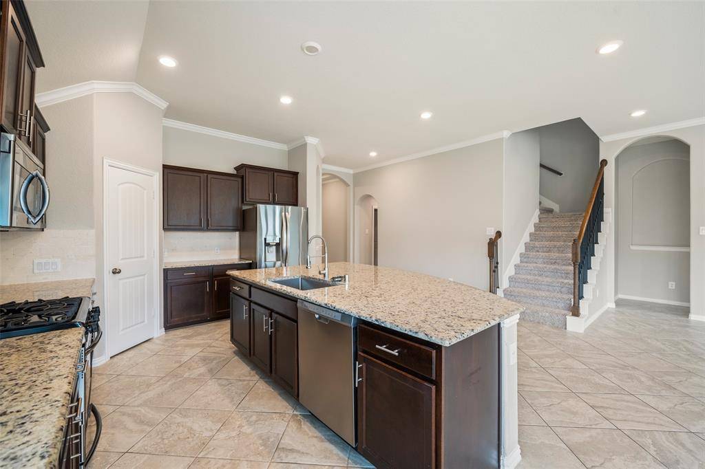 League City, TX 77573,6212 Watford DR