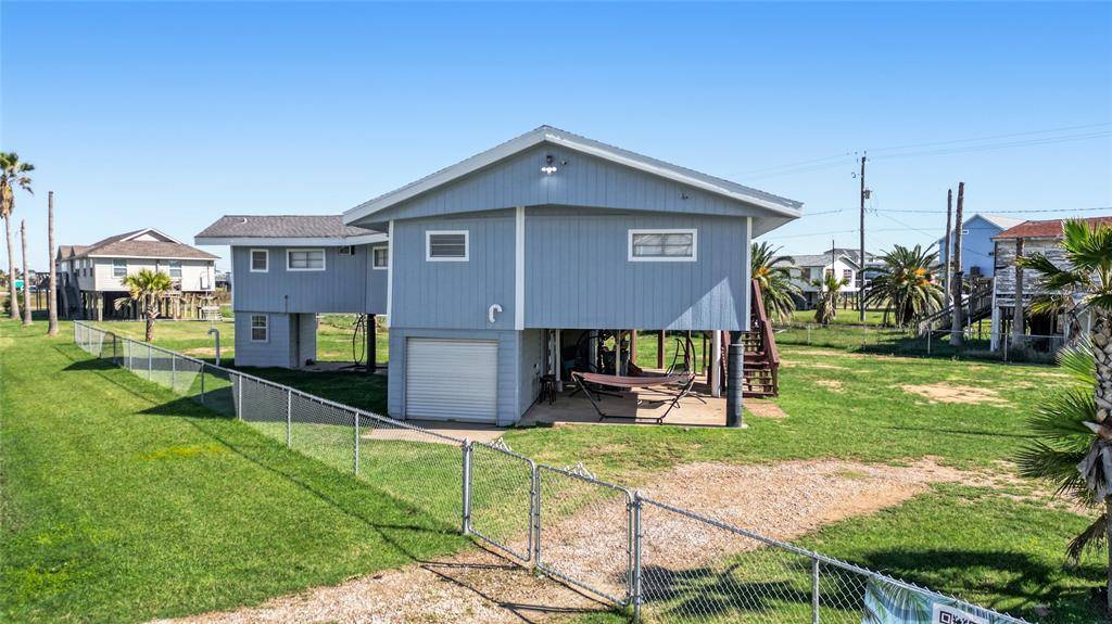 219 Fort Velasco DR, Freeport, TX 77541