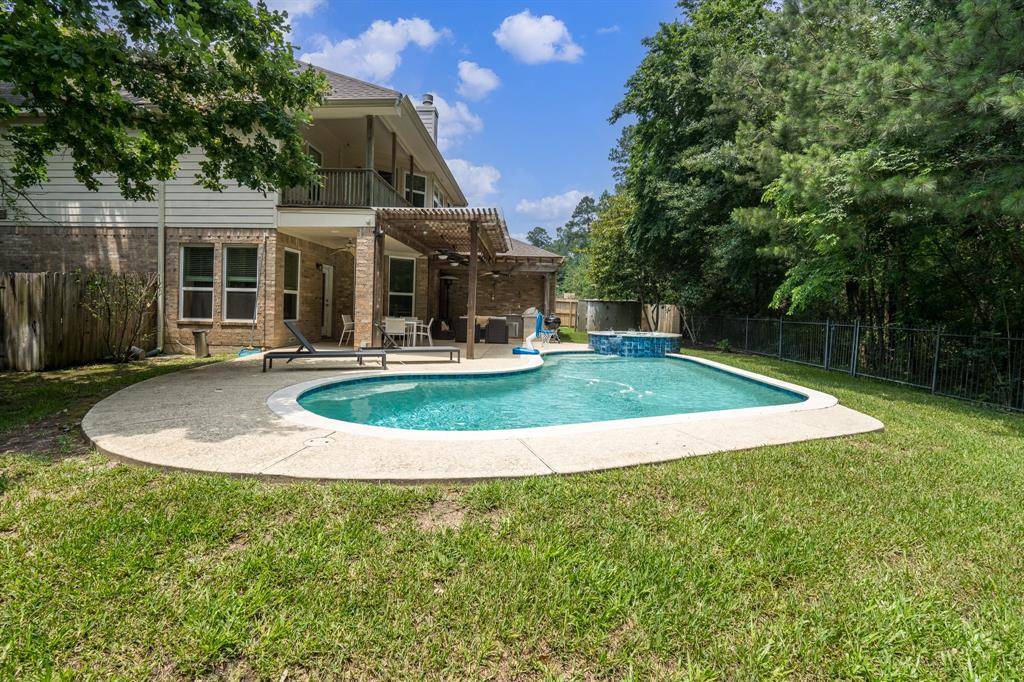 The Woodlands, TX 77382,11 Dahlia Trail PL