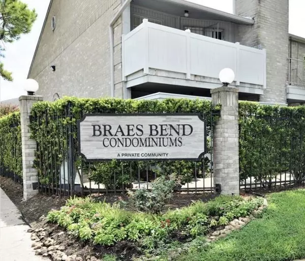 Houston, TX 77071,10727 Braes Bend DR