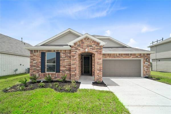 1034 Valley Crest LN, La Marque, TX 77568