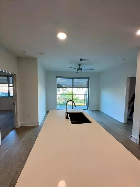 6400 Washington AVE #338, Houston, TX 77007