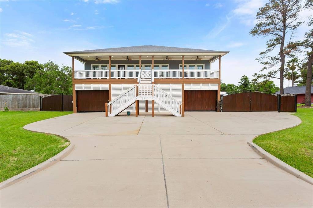 Shoreacres, TX 77571,610 S Shady LN