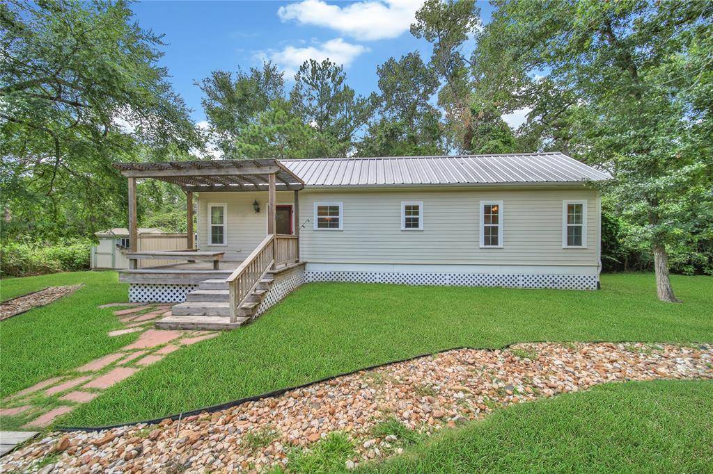 4070 HWY 105 E, Navasota, TX 77868