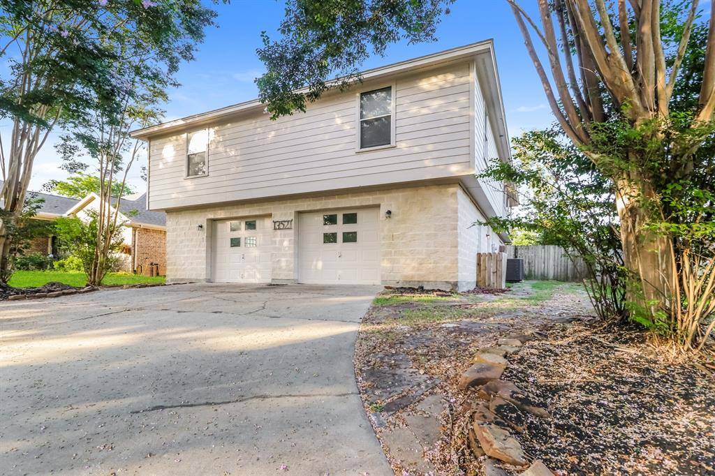 Montgomery, TX 77356,13521 Raintree DR