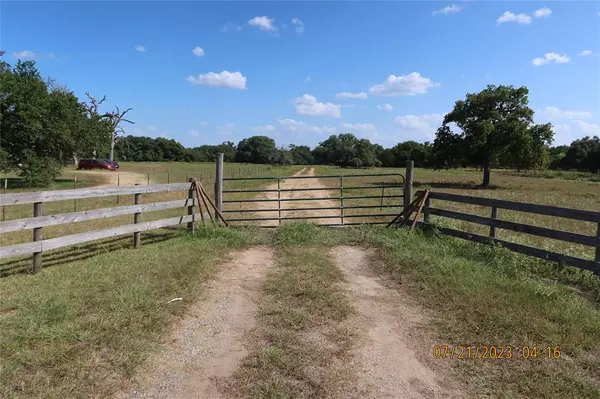 Weimar, TX 78962,2748 Interstate 10