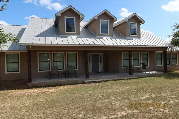 2748 Interstate 10, Weimar, TX 78962