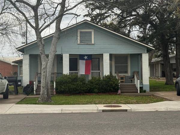 250 S Railroad ST, Trinity, TX 75862