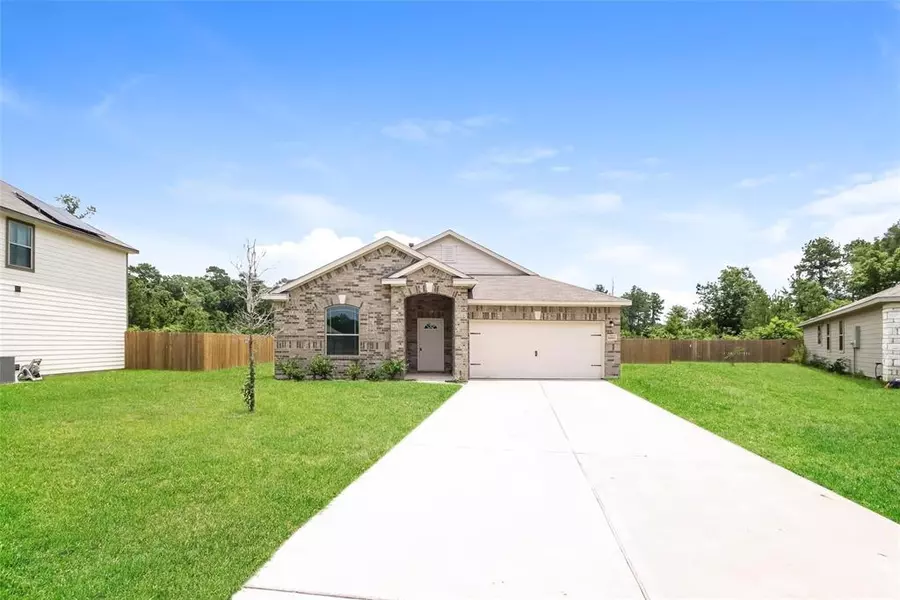 11061 Patriot CT, Cleveland, TX 77328